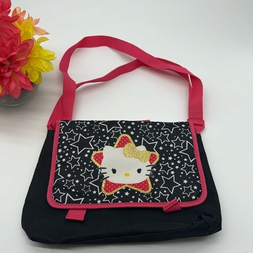 Hello Kitty Small Black Messenger Bag and Stuffed animal NYB5616K